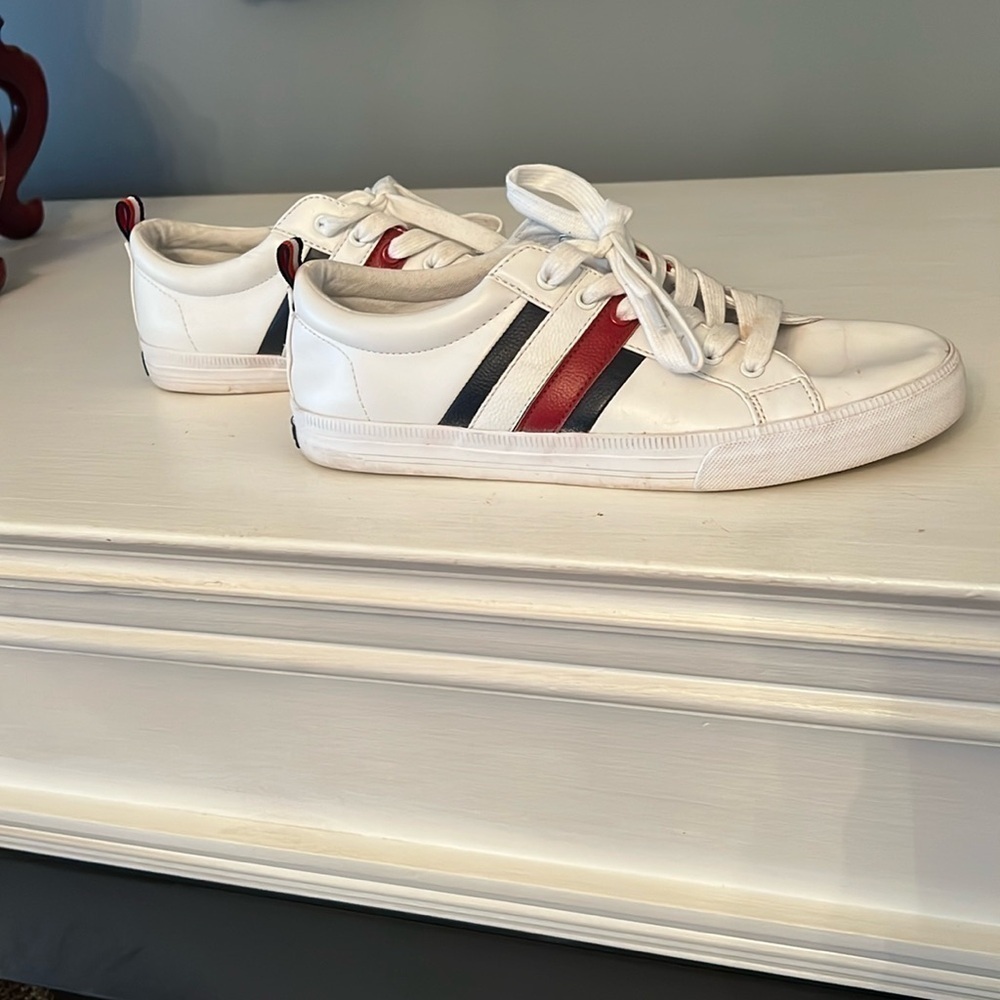 Tommy Hilfiger Twlirean Women’s Sz 9 Race Stripe Manmade Material Sneakers